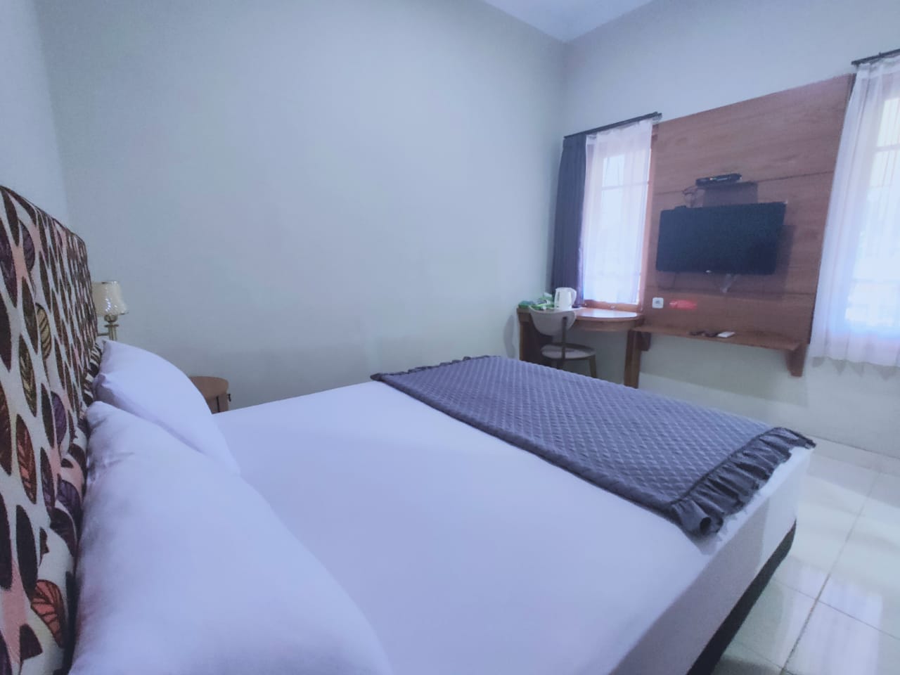 Double Bed Room Angle 3